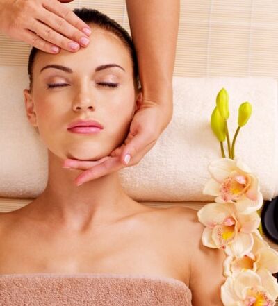 Gesichtsmassage